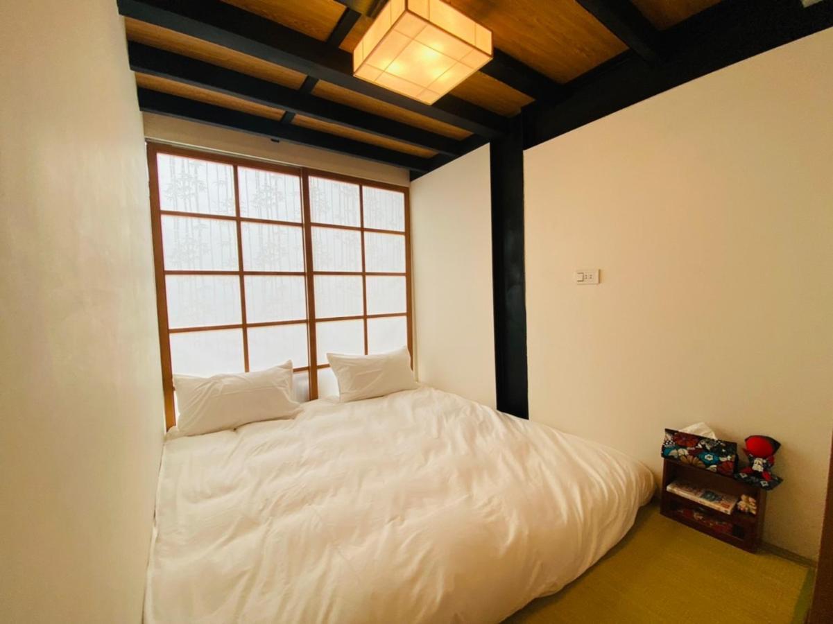 捉鳳凰 台南百年老宅包棟導覽民宿系列catchphoenix Centennial Guesthouse Екстериор снимка